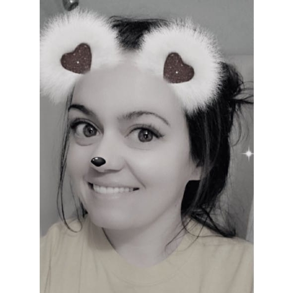 Meet your Posher, Krista - Picture 1 of 1